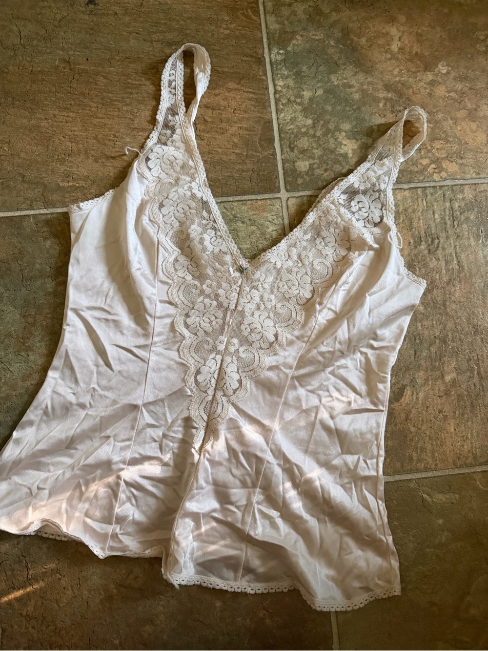 VINTAGE Delicate Lace V-Neck Chemise Top in White